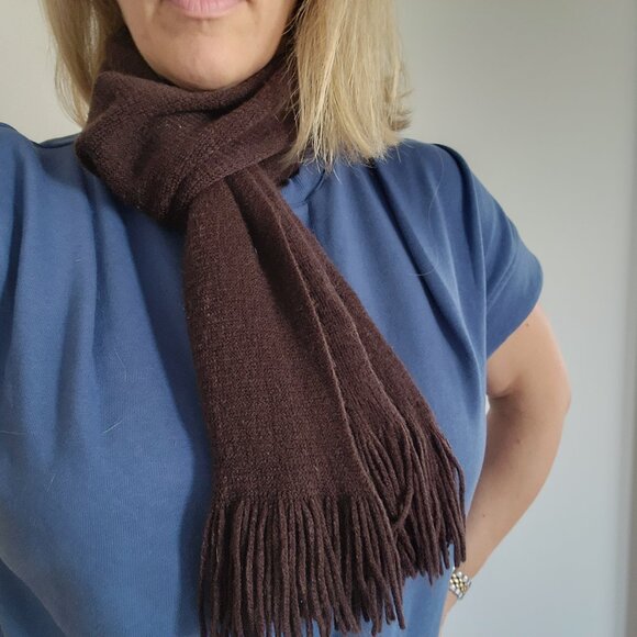 Super soft brown winter scarf - Picture 1 of 4